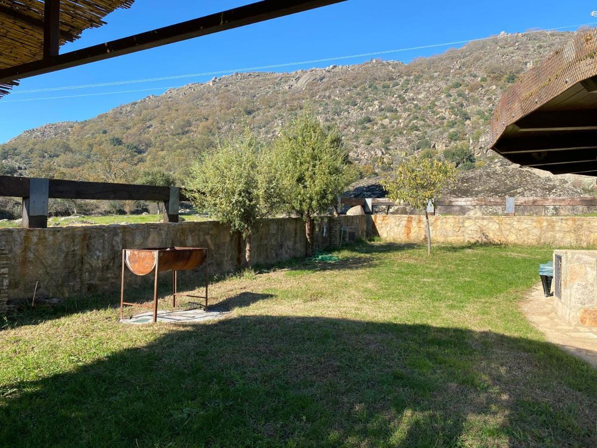 Casa Rural La Dehesa Cilleros Exterior foto